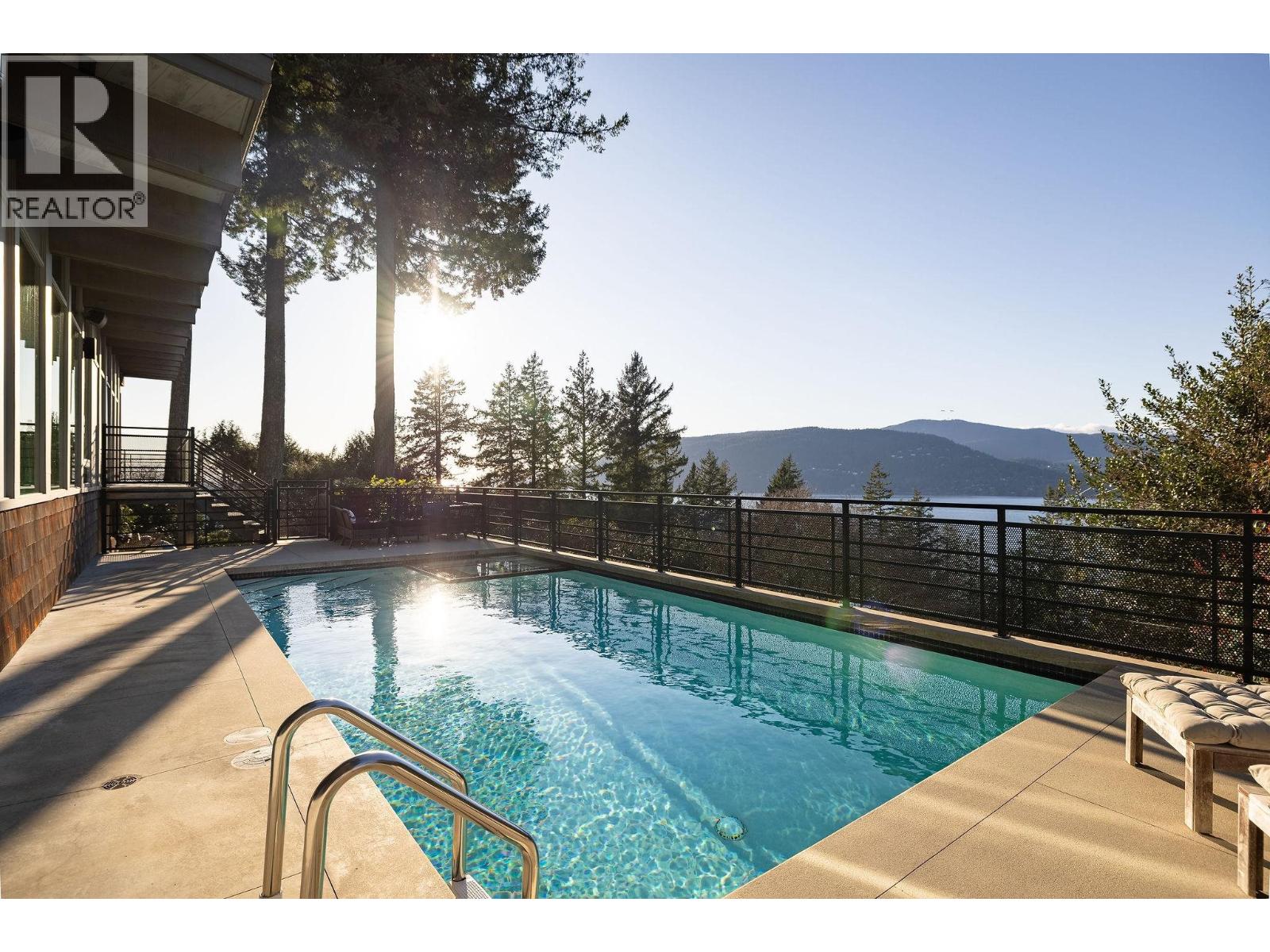6235 Overstone Drive, West Vancouver, British Columbia  V7W 1X9 - Photo 33 - R3105506