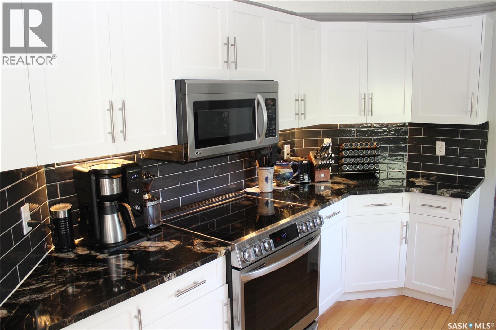 3324 Dieter Bay, Regina, Saskatchewan  S4V 2V9 - Photo 10 - SK037086