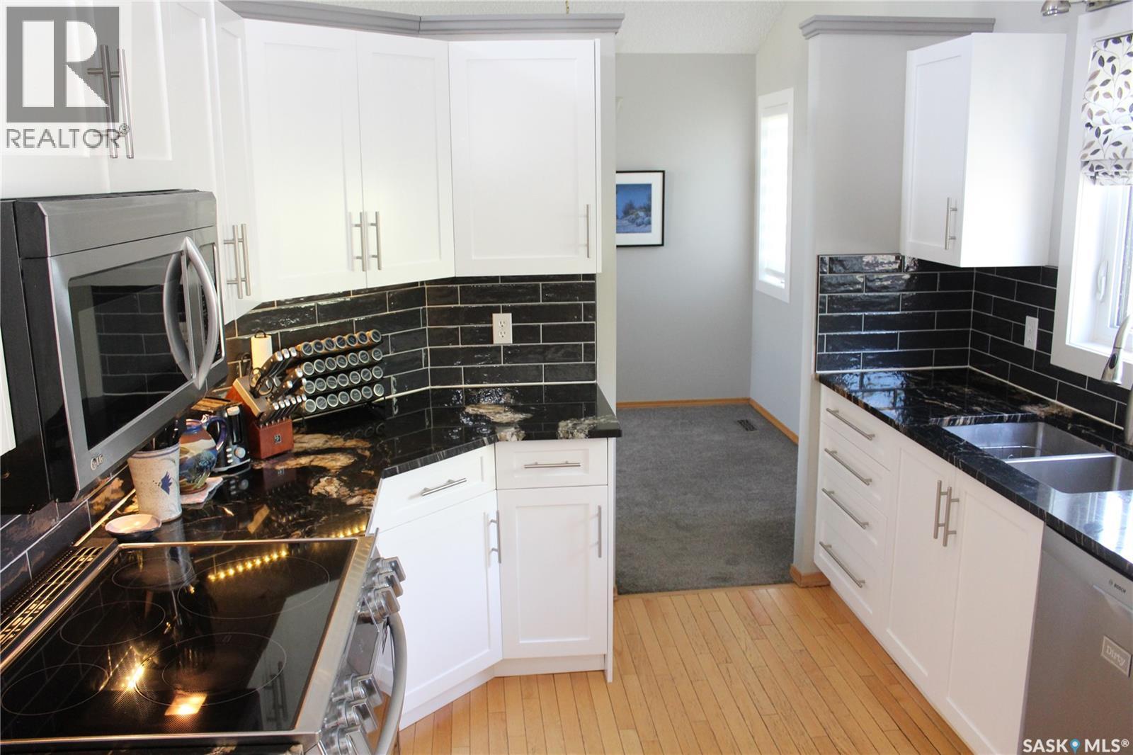 3324 Dieter Bay, Regina, Saskatchewan  S4V 2V9 - Photo 13 - SK037086