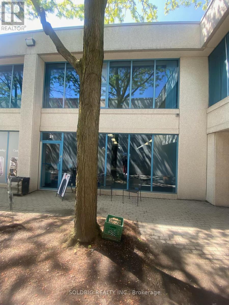 21 - 130 Industry Street, Toronto, Ontario  M6M 5G3 - Photo 2 - W13167838