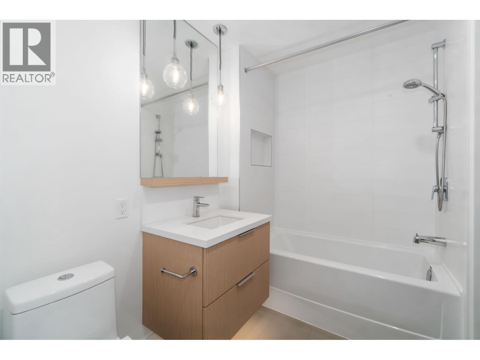 114 603 Regan Avenue, Coquitlam, British Columbia  V3J 0K2 - Photo 5 - R3127896