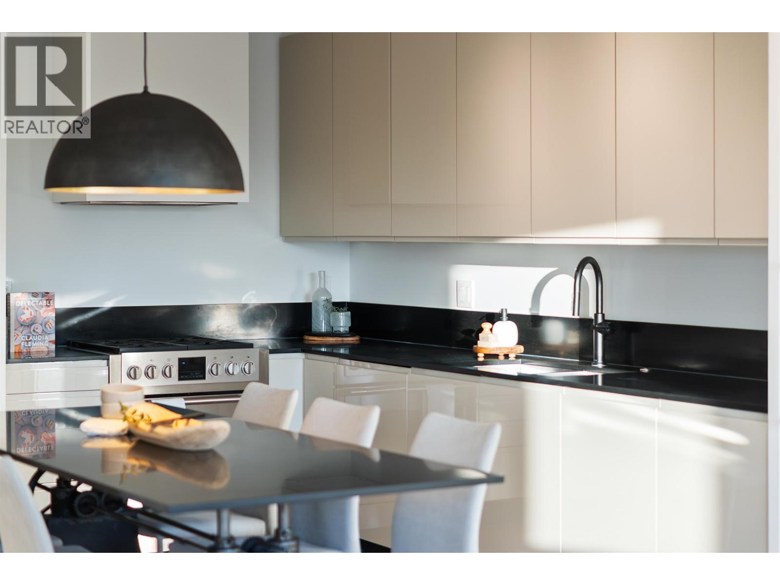 403 1688 Cypress St Street, Vancouver, British Columbia  V6J 5J1 - Photo 7 - R3127897
