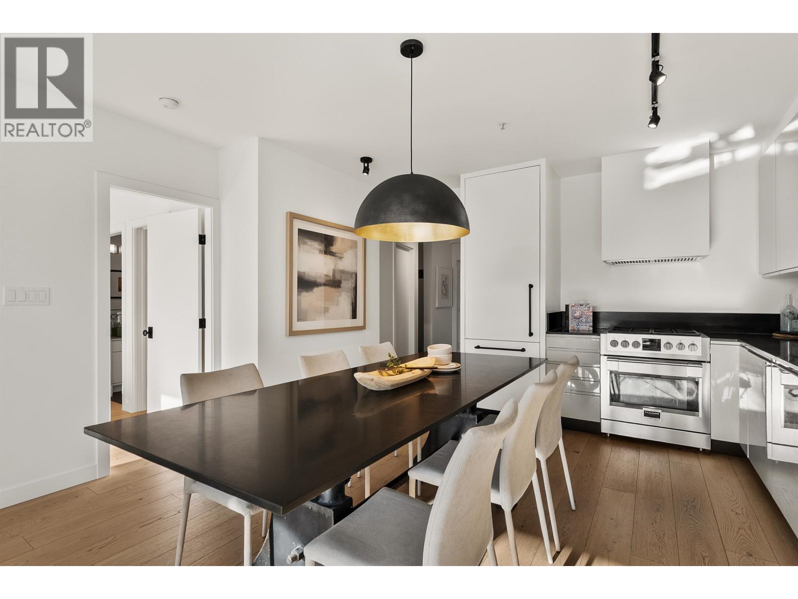 403 1688 Cypress St Street, Vancouver, British Columbia  V6J 5J1 - Photo 8 - R3127897