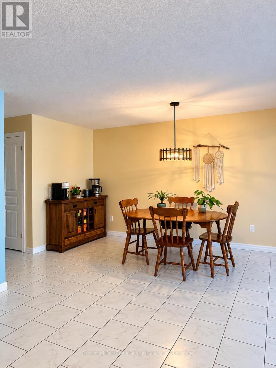 39 Leesboro Trail, Thames Centre (Thorndale), Ontario  N0M 2P0 - Photo 8 - X13172754