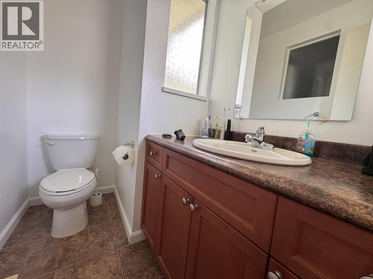 21946 Cliff Pl, Maple Ridge, British Columbia  V2X 7Z6 - Photo 15 - R3127900