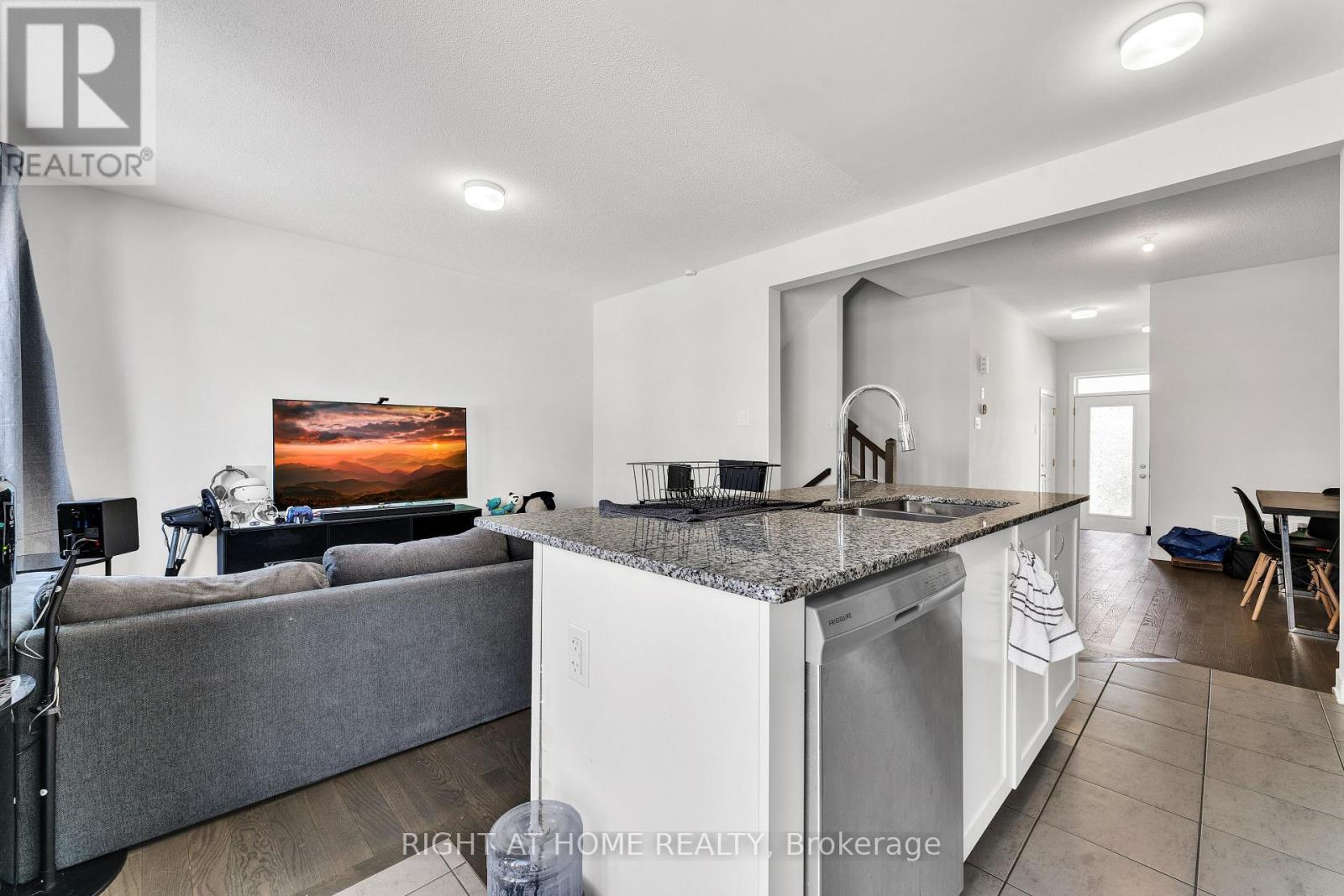 67 Kindred Row, Ottawa, Ontario  K2S 2Z6 - Photo 11 - X13172782