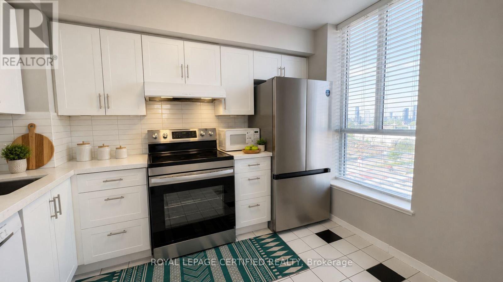1309 - 21 Overlea Boulevard, Toronto, Ontario  M4H 1P2 - Photo 6 - C13166372