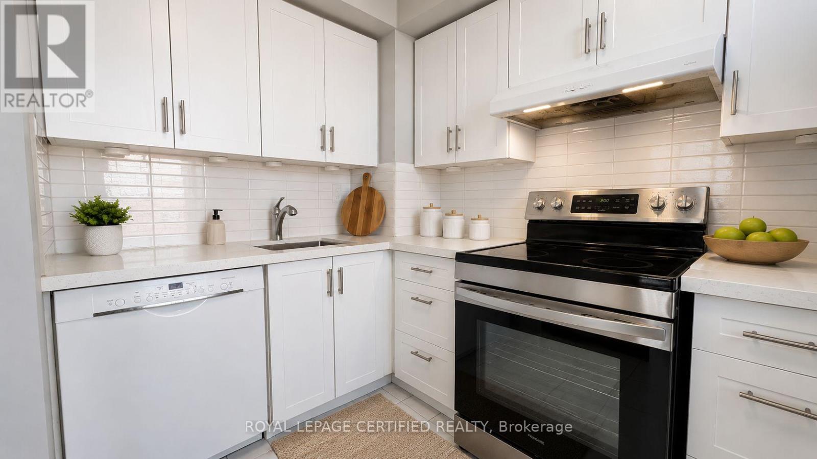 1309 - 21 Overlea Boulevard, Toronto, Ontario  M4H 1P2 - Photo 8 - C13166372
