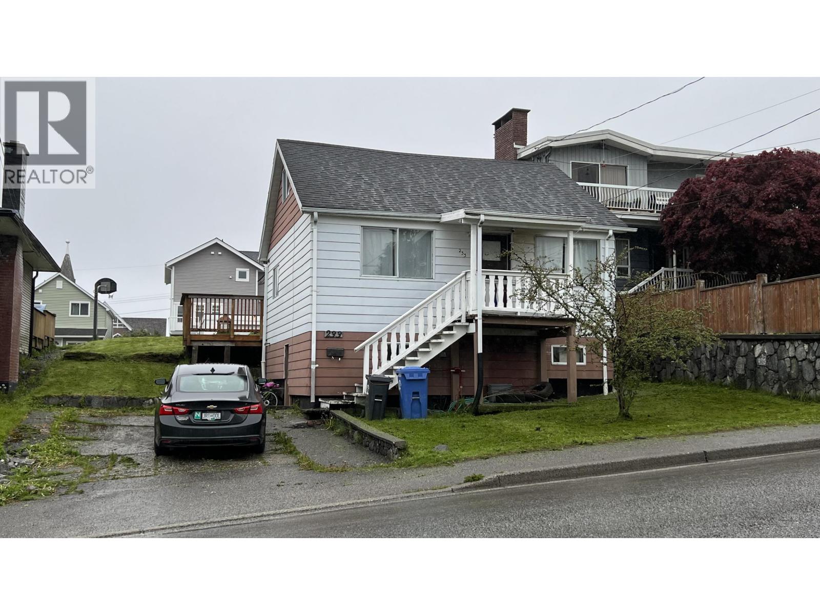 233 E 5th Avenue, Prince Rupert, British Columbia  V8J 1R6 - Photo 1 - R3127836