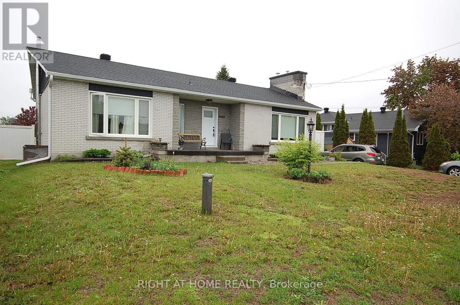 2439 Raymond Street, Clarence-Rockland, Ontario  K4K 1K3 - Photo 2 - X13139376