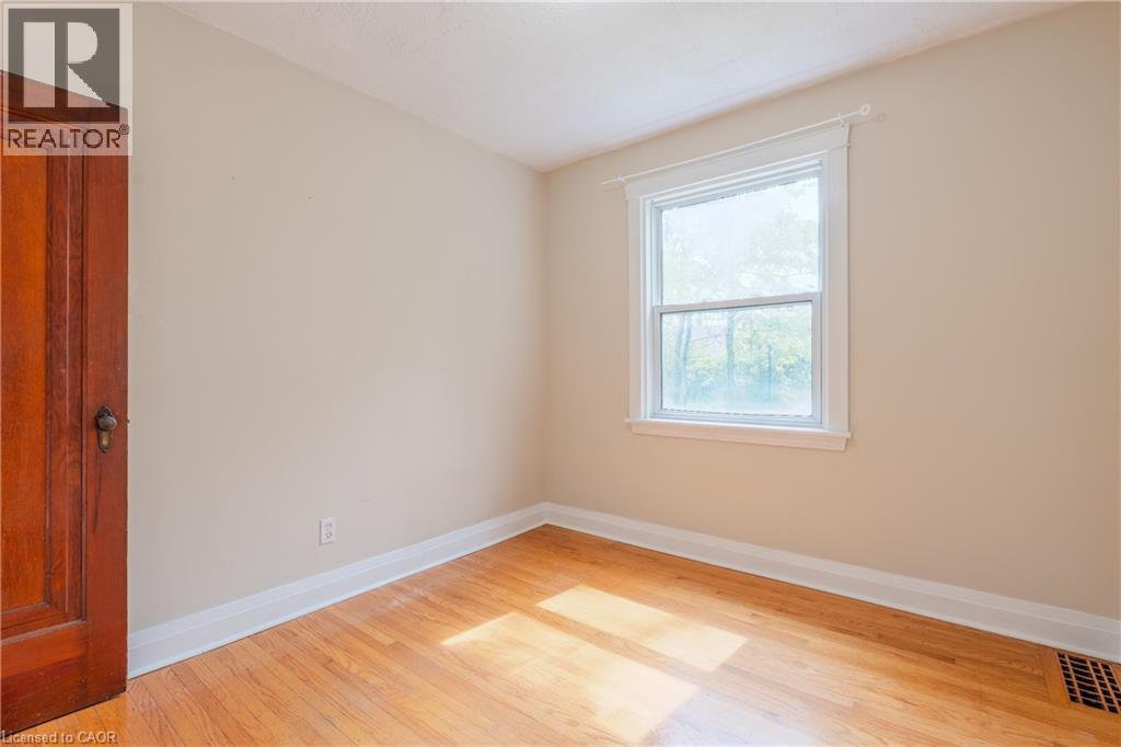 107 Haddon Avenue S, Hamilton, Ontario  L8S 1X7 - Photo 11 - 40833005