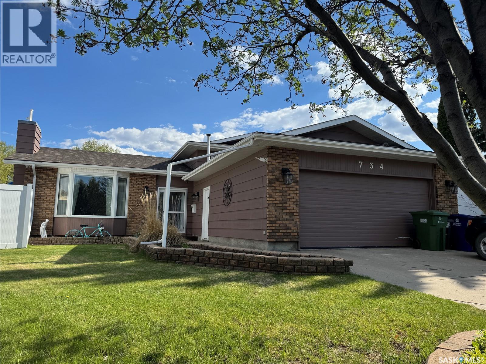734 Wollaston COURT, Saskatoon, Saskatchewan