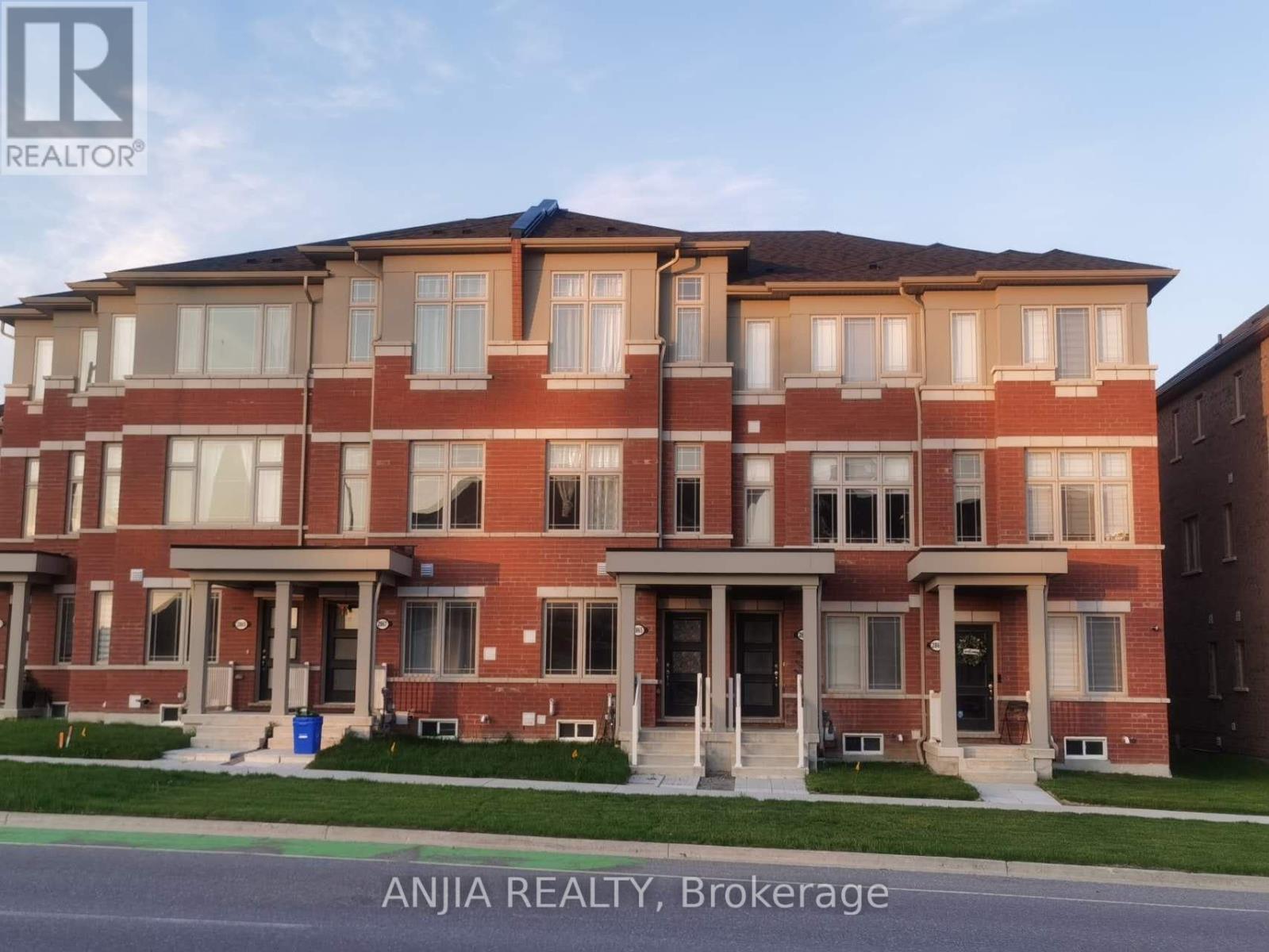 2863 WHITES ROAD, Pickering, Ontario