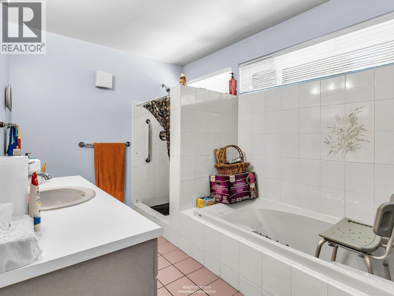 756 Rochester Avenue, Coquitlam, British Columbia  V3K 2V8 - Photo 19 - R3127400