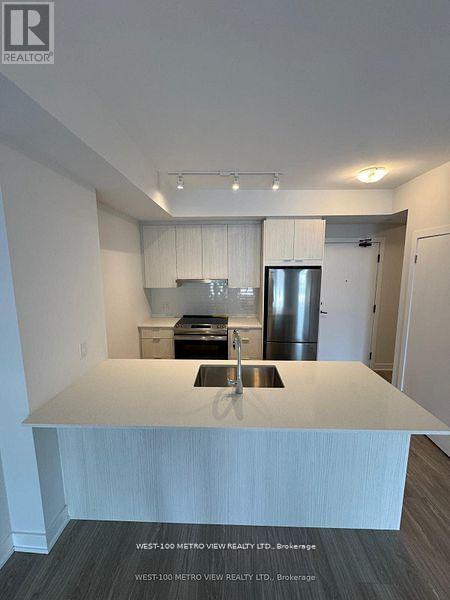 806 - 430 Square One Drive, Mississauga, Ontario  L5B 0L6 - Photo 4 - W13172788