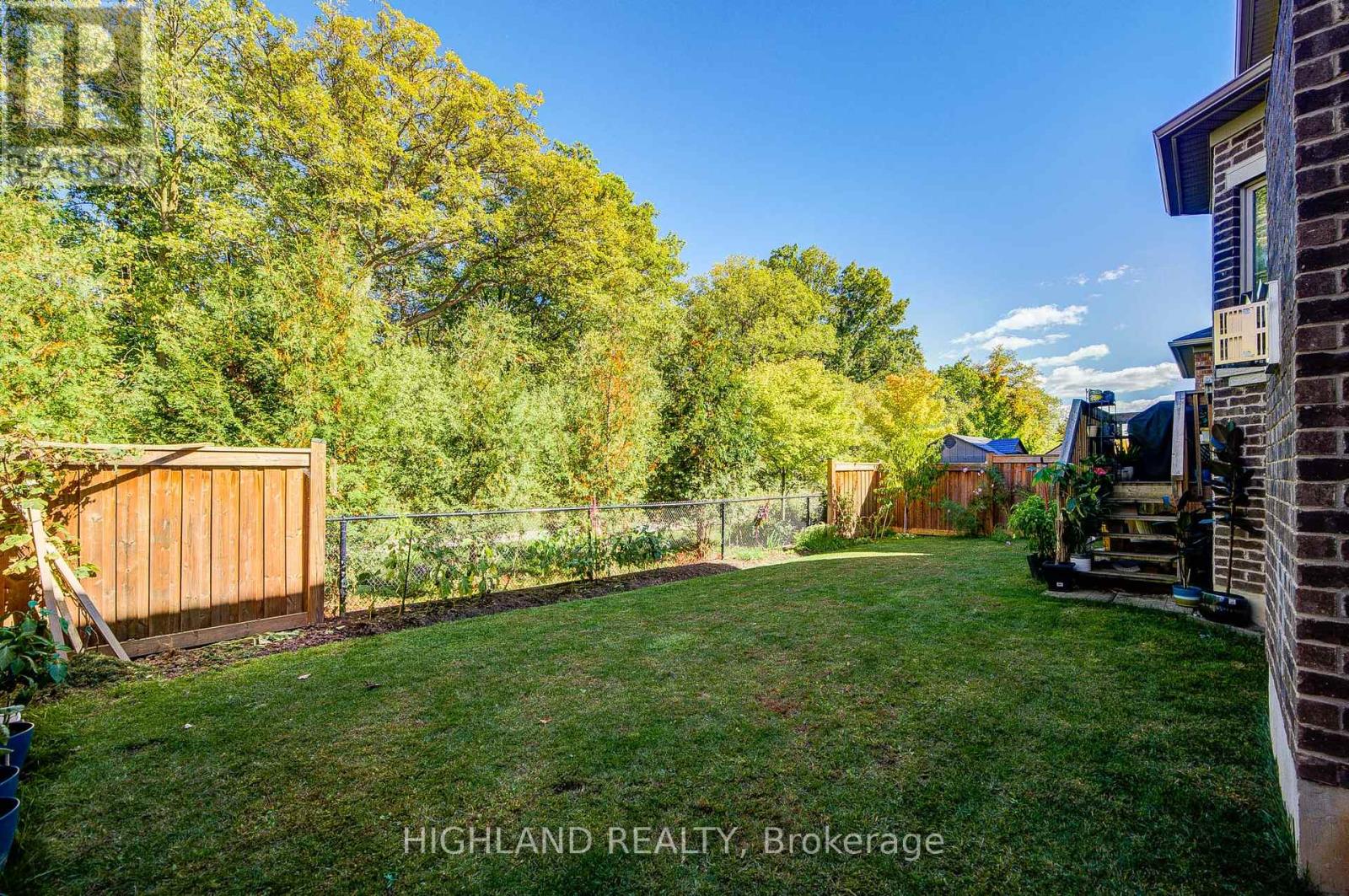 3185 Meadow Marsh Crescent, Oakville, Ontario  L6H 0T6 - Photo 3 - W13172798