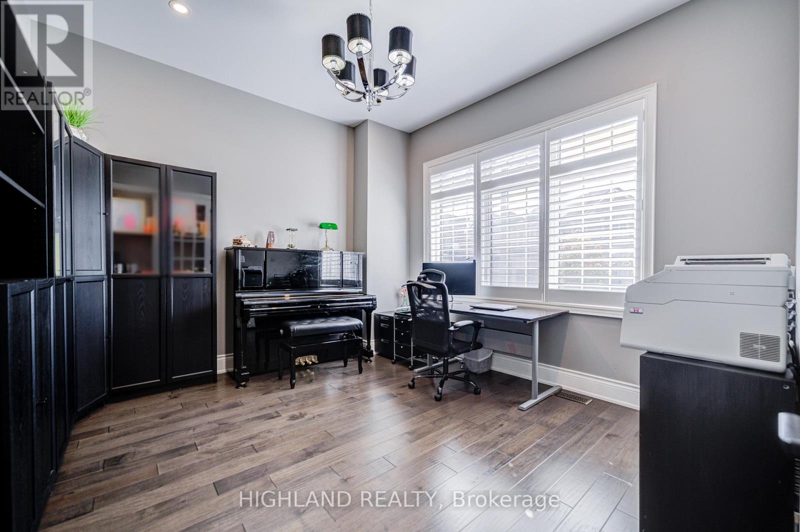 3185 Meadow Marsh Crescent, Oakville, Ontario  L6H 0T6 - Photo 8 - W13172798