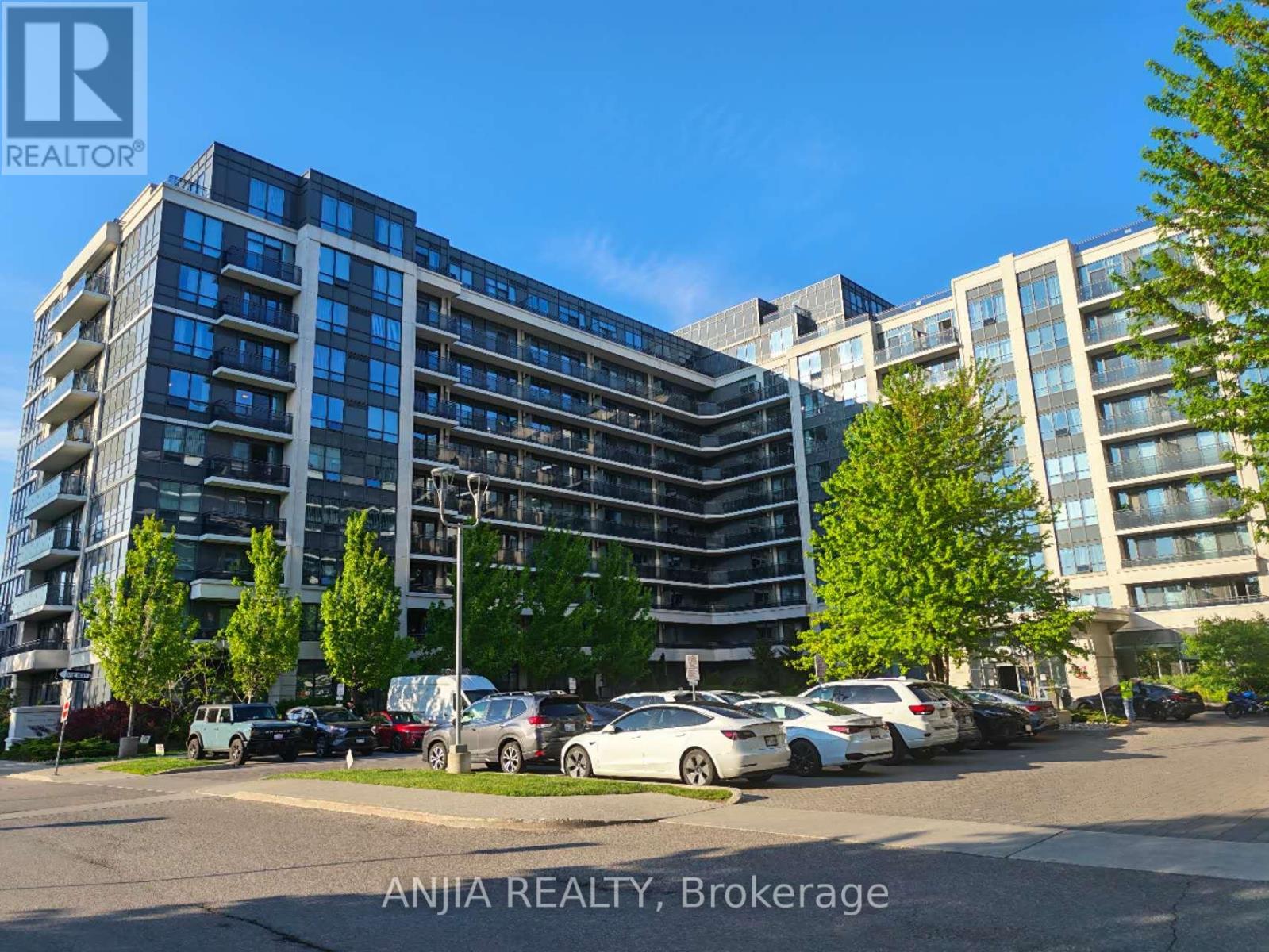 1010 - 376 HIGHWAY 7 ROAD E, Richmond Hill, Ontario