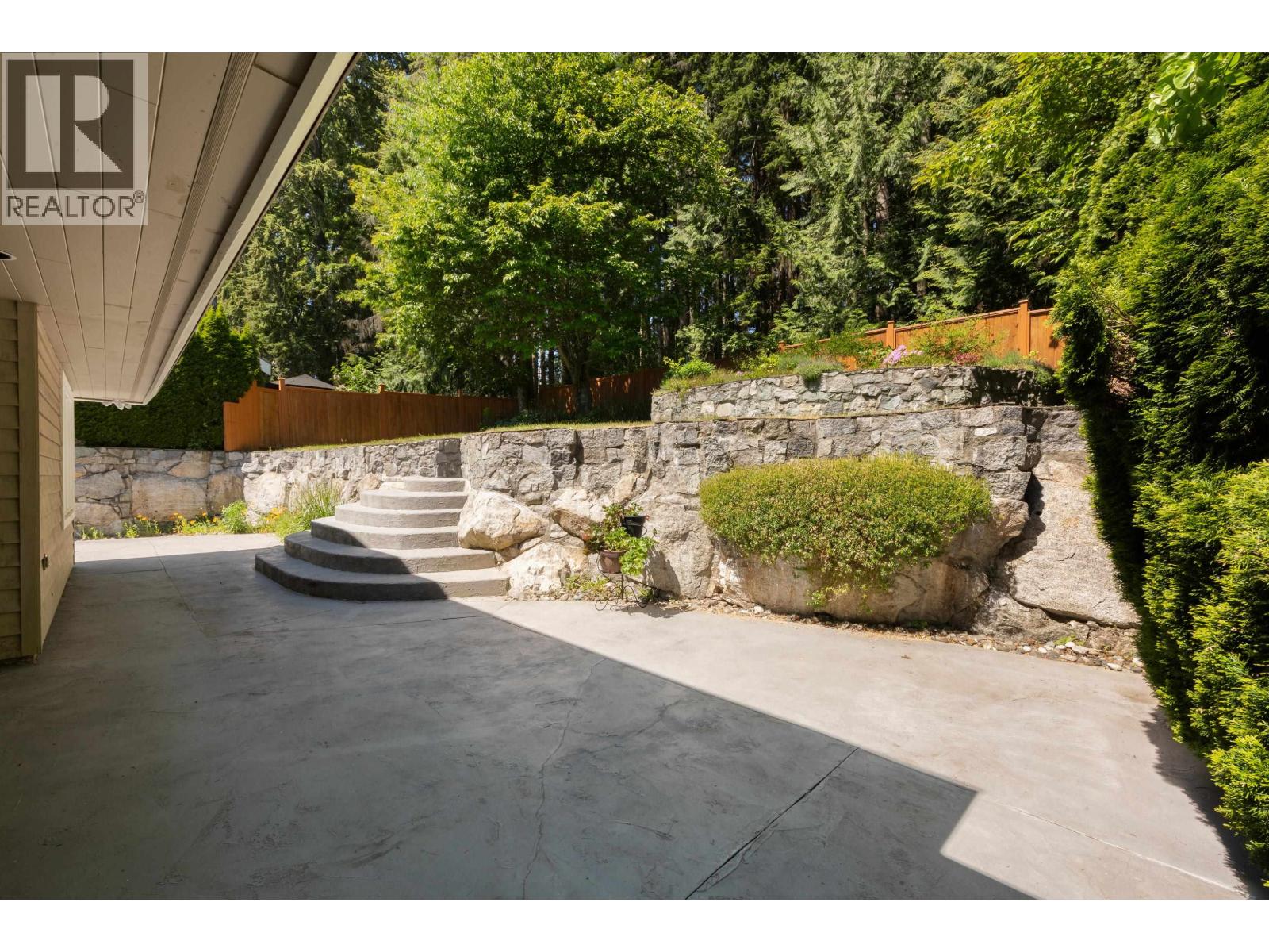 772 Regal Crescent, North Vancouver, British Columbia  V7K 2X8 - Photo 34 - R3127783