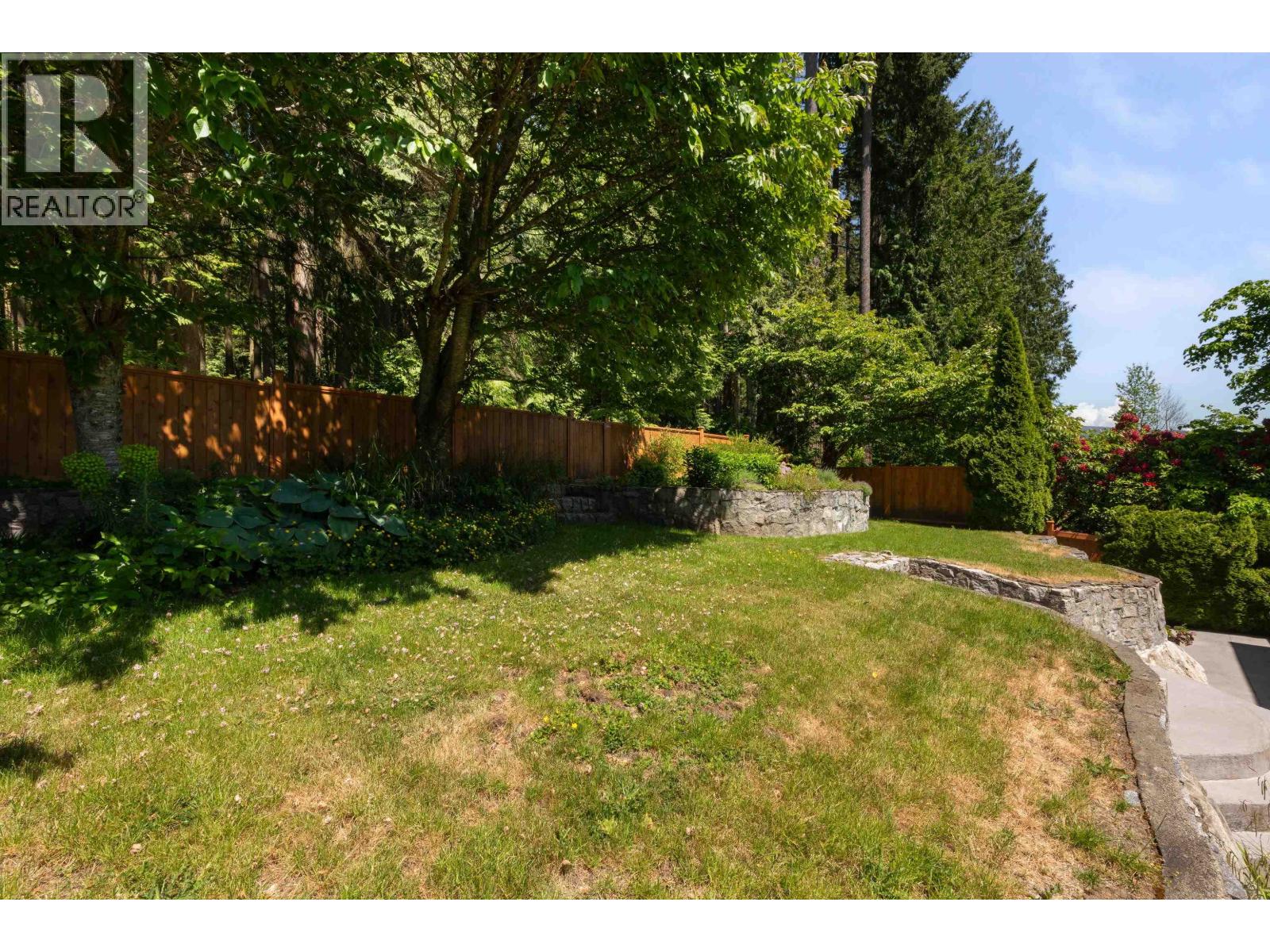 772 Regal Crescent, North Vancouver, British Columbia  V7K 2X8 - Photo 35 - R3127783