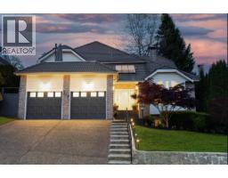 318 ROCHE POINT DRIVE, North Vancouver, British Columbia