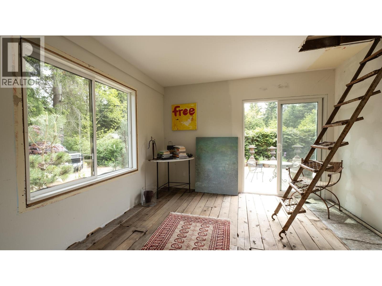 577 Pratt Road, Gibsons, British Columbia  V0N 1V4 - Photo 15 - R3127903