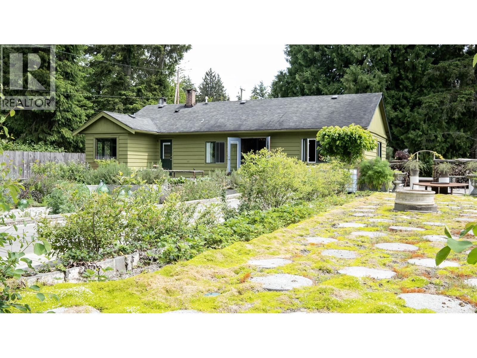 577 Pratt Road, Gibsons, British Columbia  V0N 1V4 - Photo 28 - R3127903