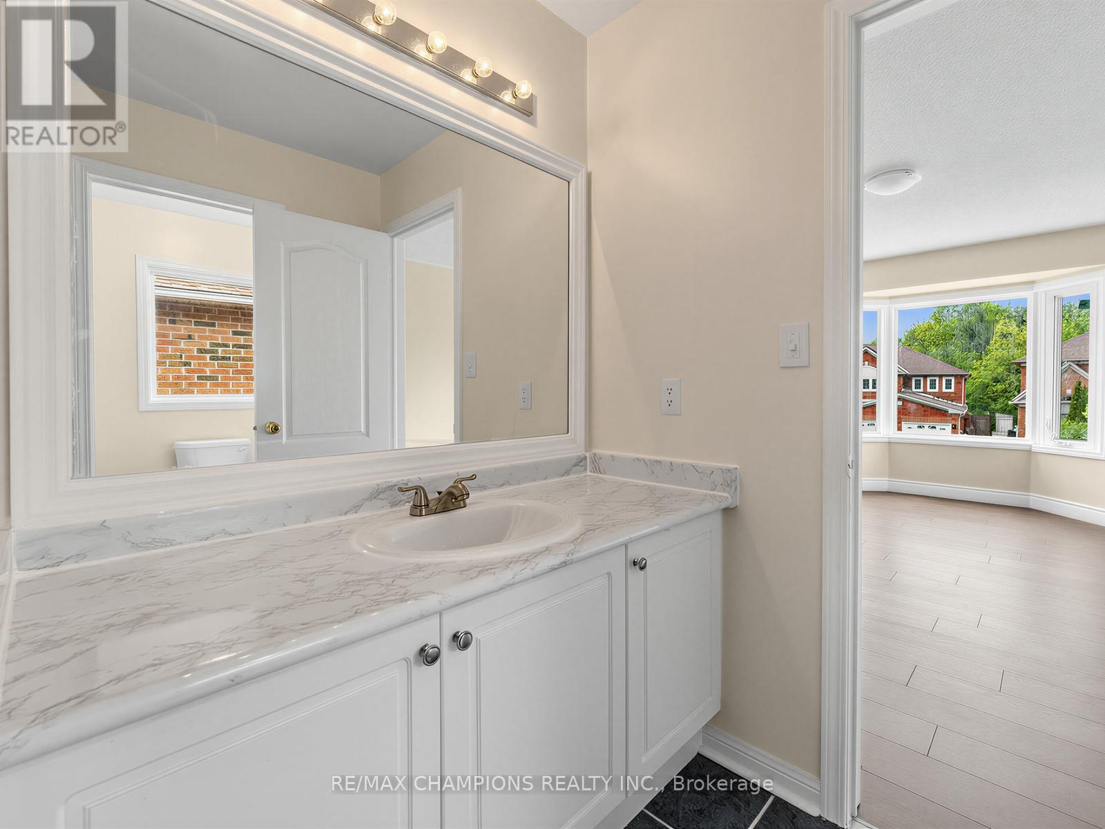 1 Cluster Oak Place, Brampton, Ontario  L6R 1V2 - Photo 31 - W13172828