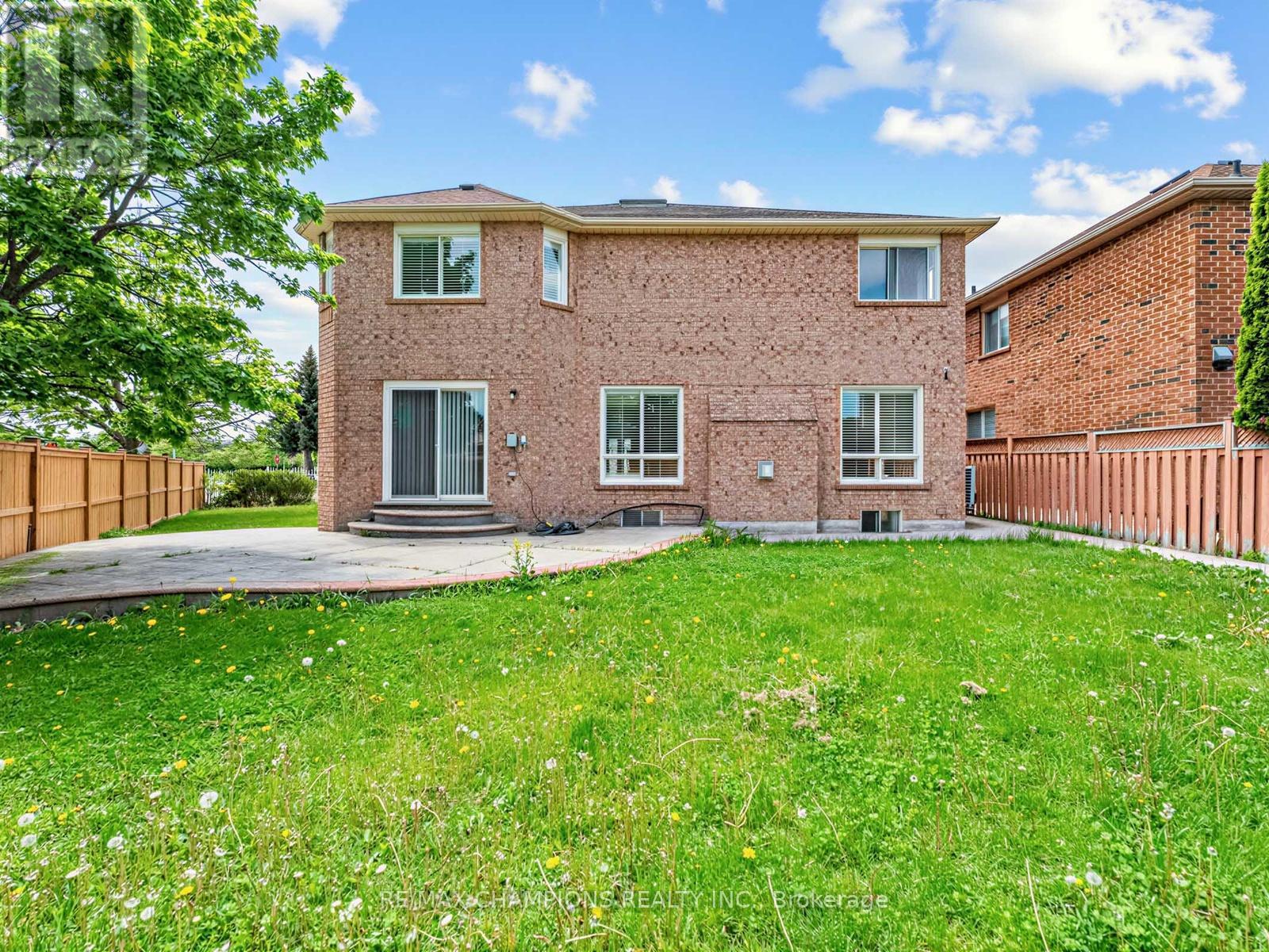 1 Cluster Oak Place, Brampton, Ontario  L6R 1V2 - Photo 45 - W13172828