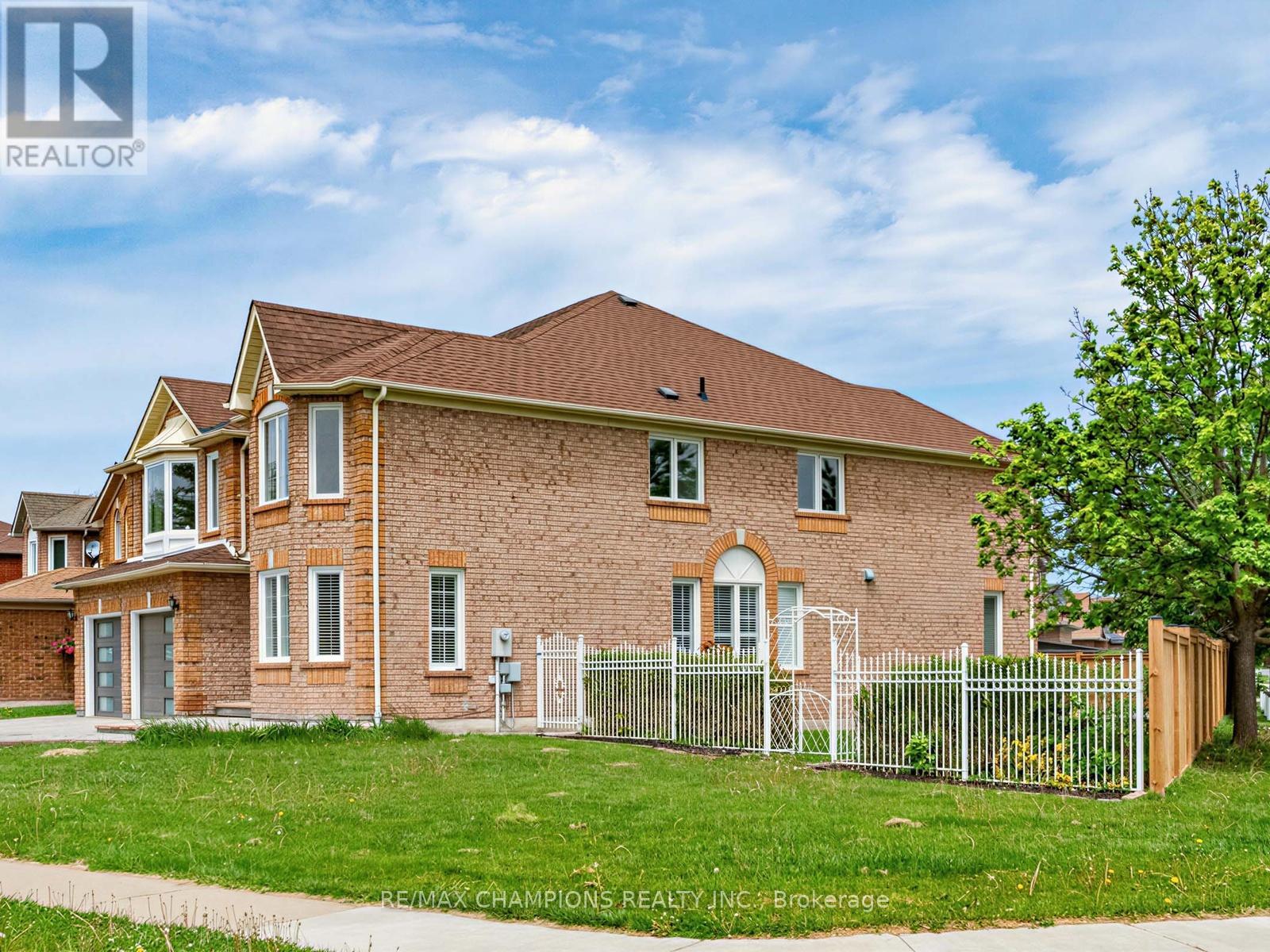 1 Cluster Oak Place, Brampton, Ontario  L6R 1V2 - Photo 46 - W13172828