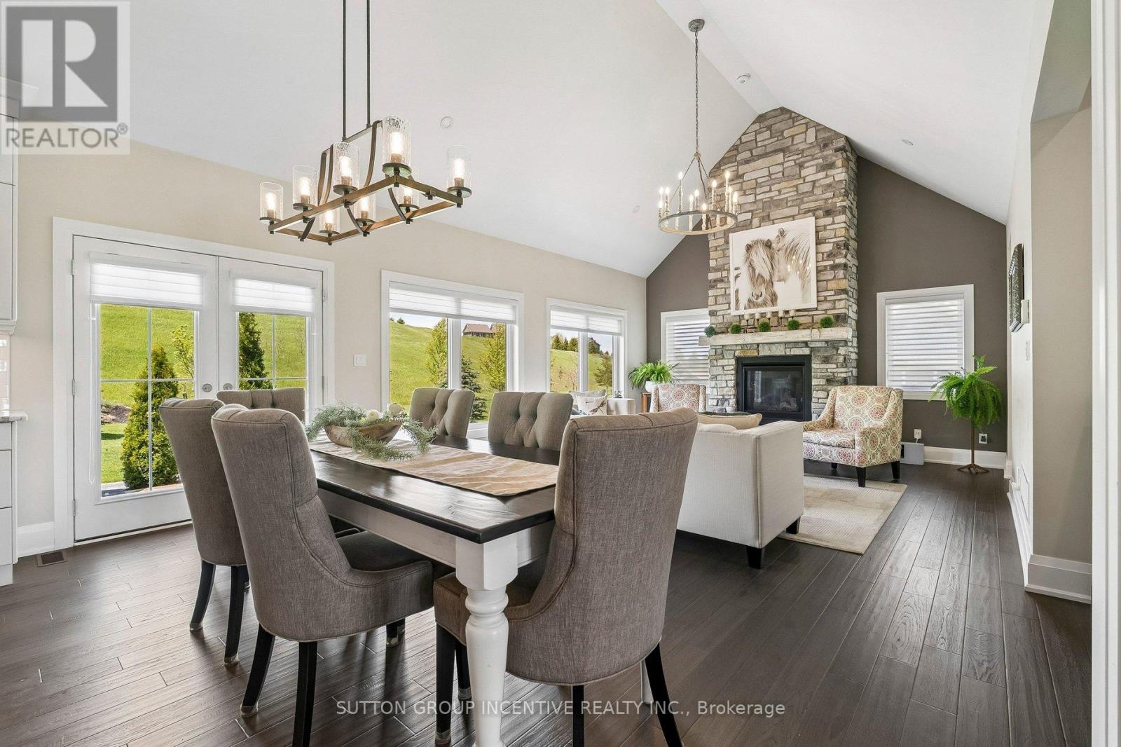 22 Thoroughbred Drive, Oro-Medonte, Ontario  L0K 1E0 - Photo 9 - S13172006