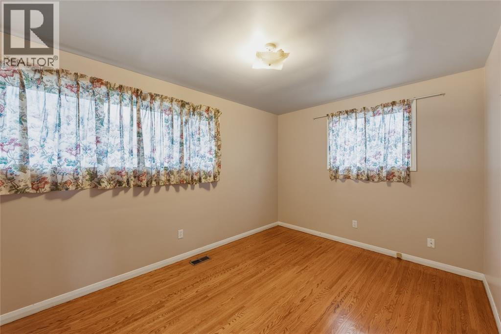 4074 Joe Street, Petrolia, Ontario  N0N 1R0 - Photo 19 - 26007489