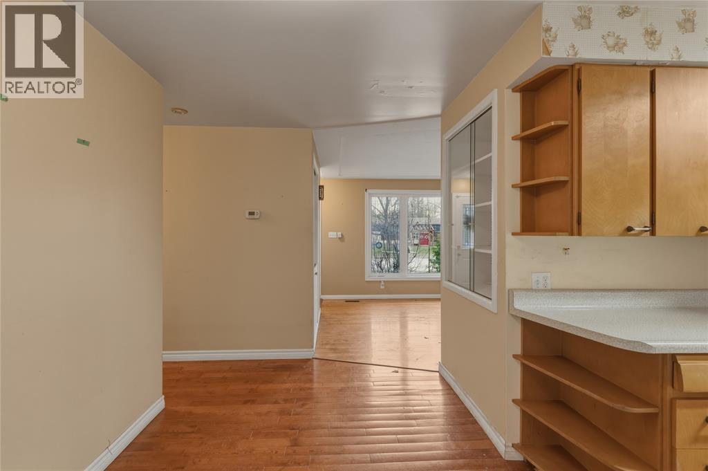 4074 Joe Street, Petrolia, Ontario  N0N 1R0 - Photo 13 - 26007489