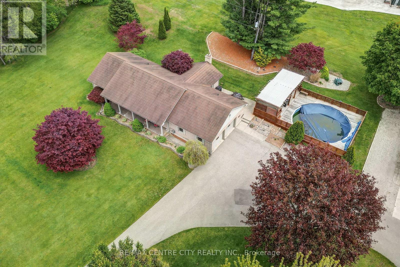 5978 Sunset Road, Central Elgin, Ontario  N0L 2L0 - Photo 2 - X13172880