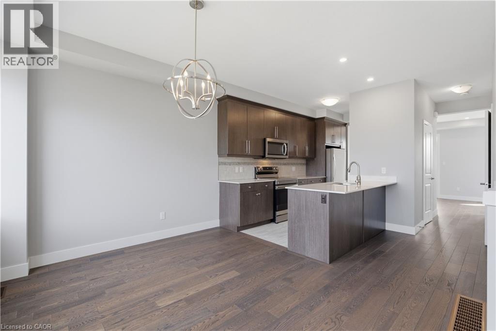 2060 Meadowgate Boulevard, London, Ontario N6M 0H5 - Photo 13 - 40833418