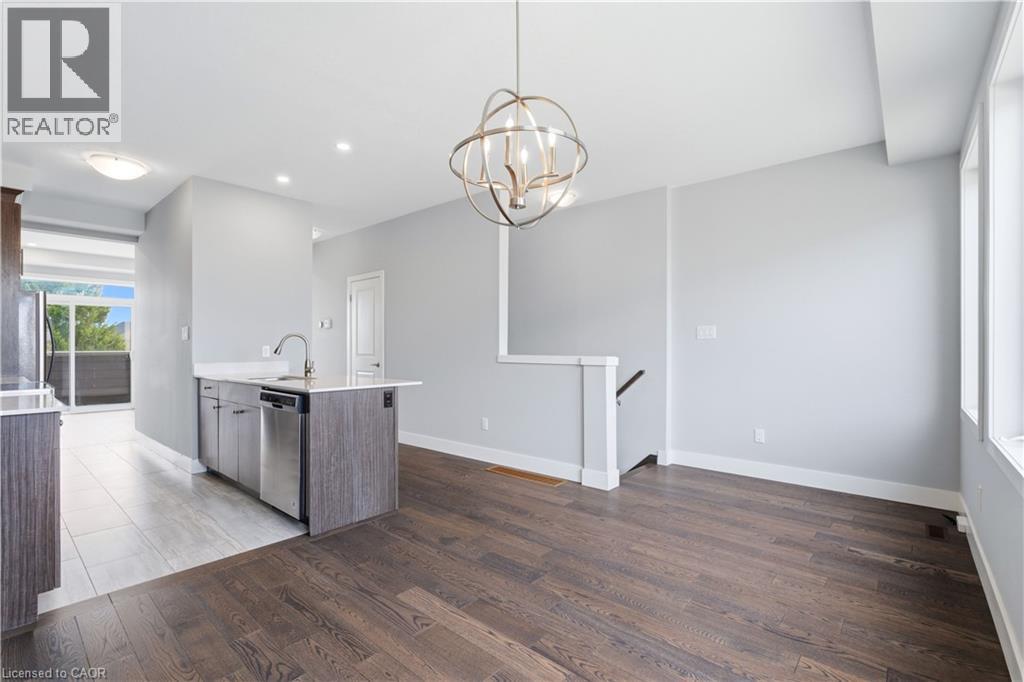 2060 Meadowgate Boulevard, London, Ontario N6M 0H5 - Photo 14 - 40833418