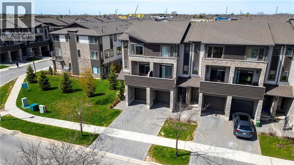 2060 Meadowgate Boulevard, London, Ontario N6M 0H5 - Photo 3 - 40833418