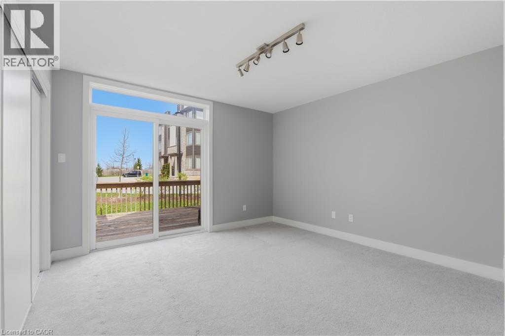 2060 Meadowgate Boulevard, London, Ontario N6M 0H5 - Photo 8 - 40833418