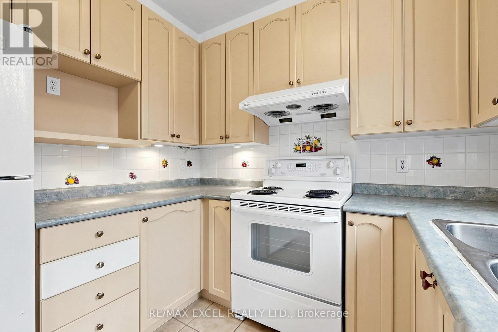 42 Chasser Drive, Markham, Ontario  L6E 1S6 - Photo 22 - N13172850