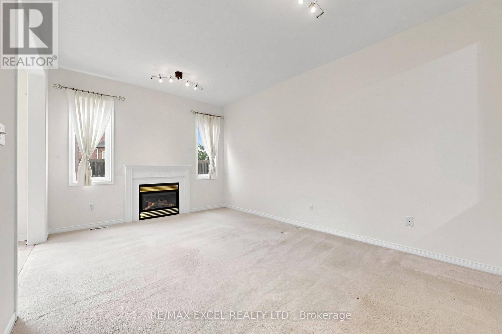 42 Chasser Drive, Markham, Ontario  L6E 1S6 - Photo 7 - N13172850