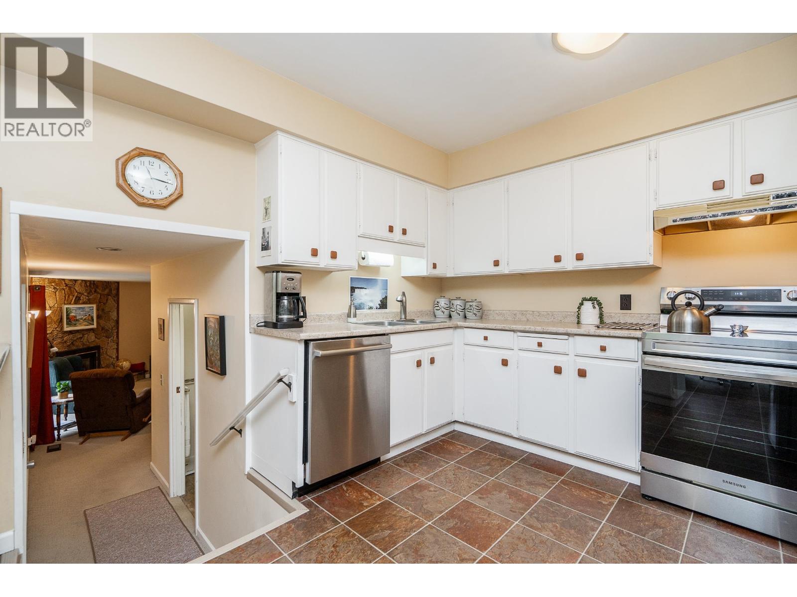 612 Hillcrest Street, Coquitlam, British Columbia  V3J 6N8 - Photo 14 - R3127503