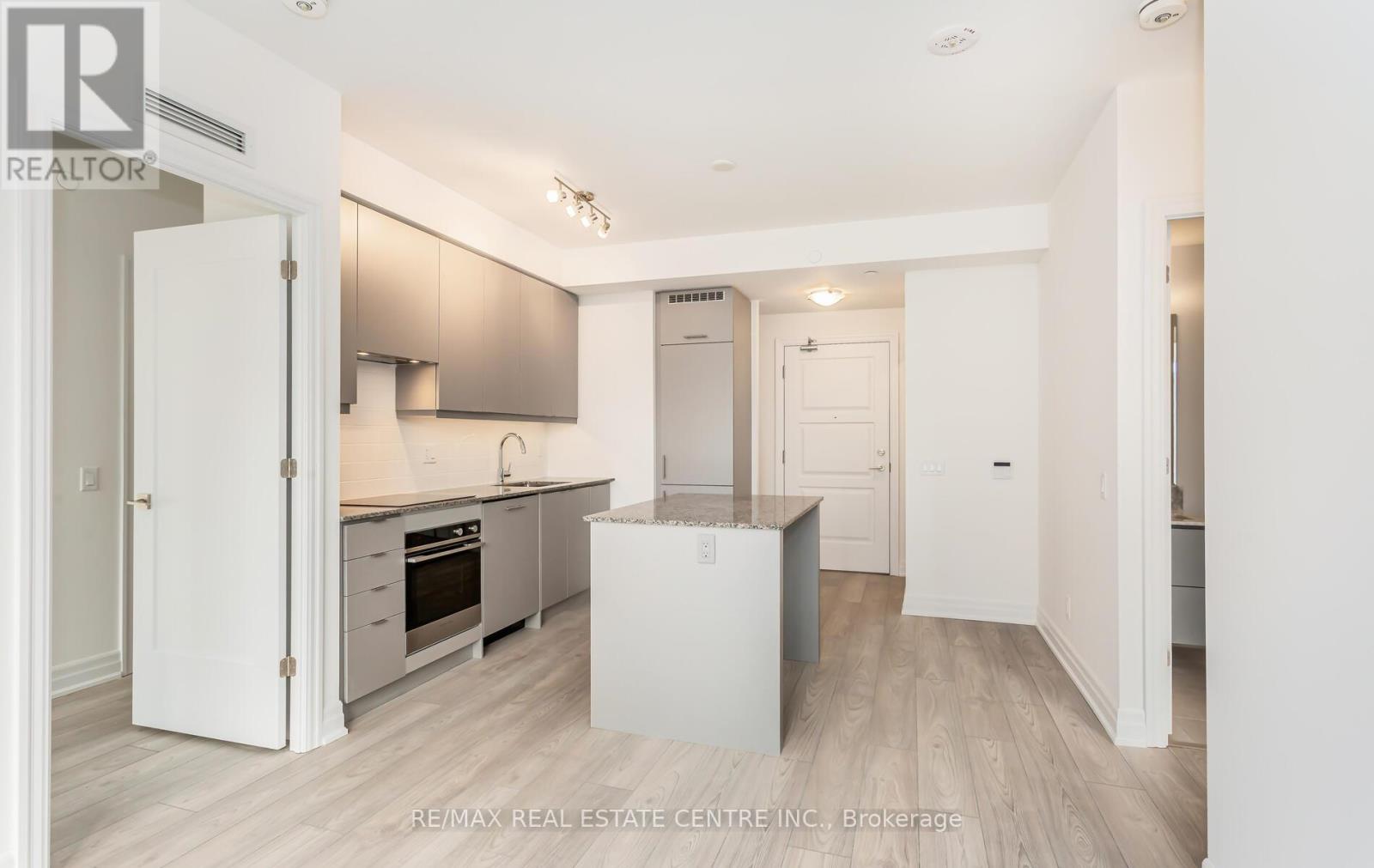 1610 - 36 Elm Drive W, Mississauga, Ontario  L5B 1L9 - Photo 13 - W13172854