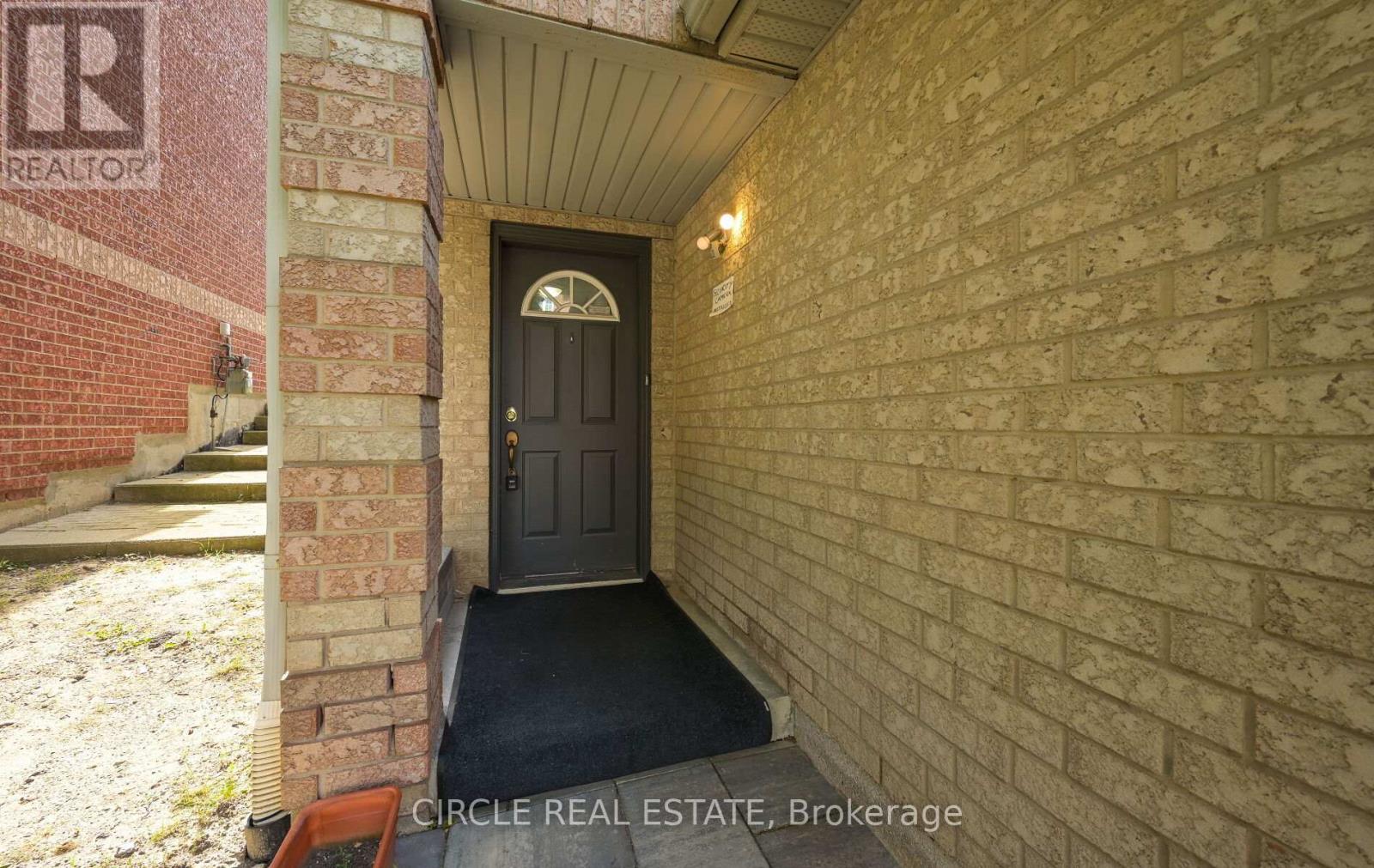 20 - 20 Spadina Road, Brampton, Ontario  L6X 4X6 - Photo 3 - W13172858
