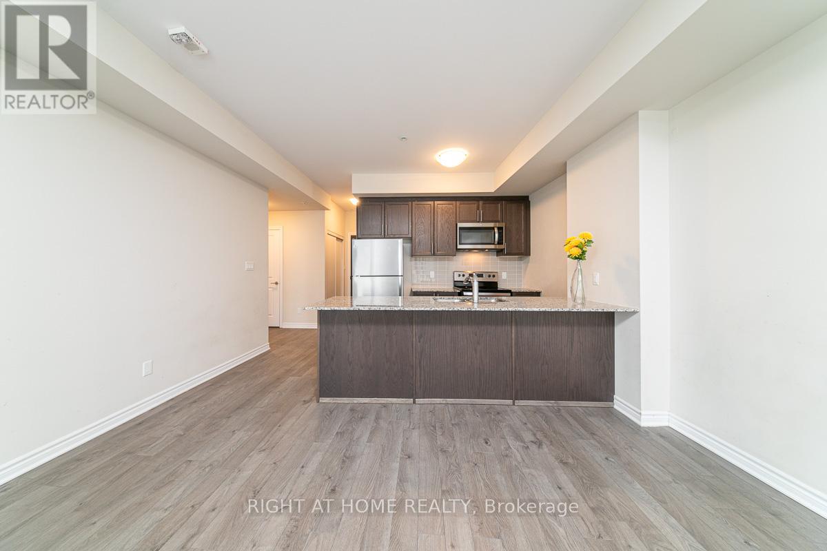 204 - 150 Oak Park Boulevard, Oakville, Ontario  L6H 0E7 - Photo 12 - W13172866