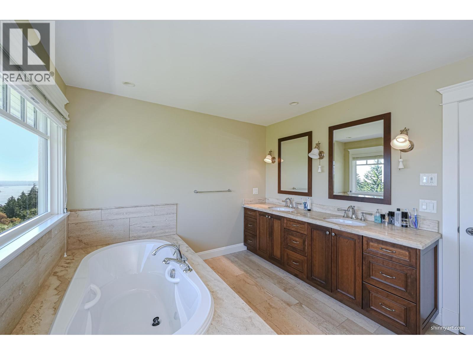 1444 Sandhurst Place, West Vancouver, British Columbia  V7S 2P3 - Photo 16 - R3127339