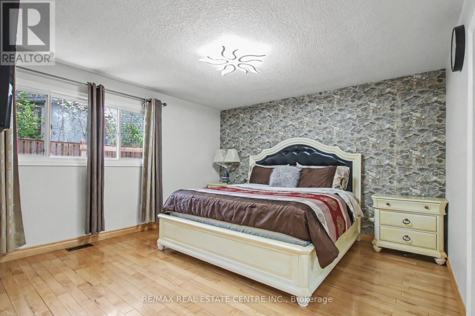 326 Manchester Road, Kitchener, Ontario  N2B 1A4 - Photo 20 - X13172848