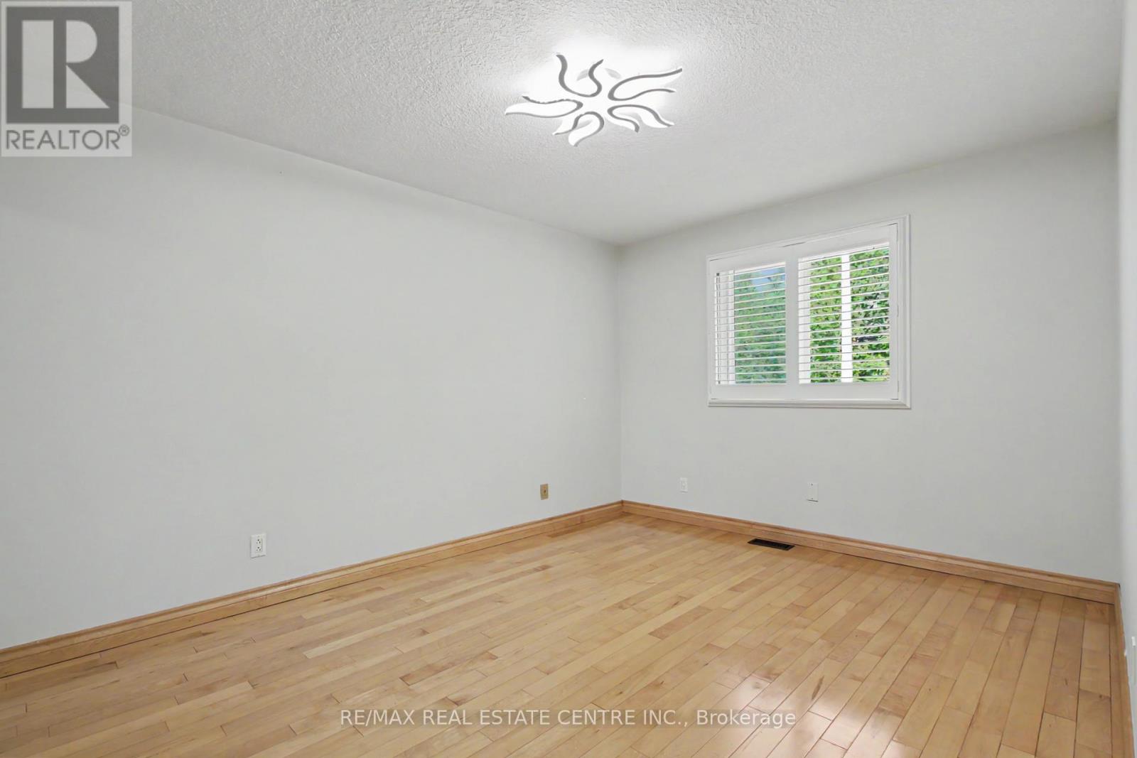 326 Manchester Road, Kitchener, Ontario  N2B 1A4 - Photo 23 - X13172848