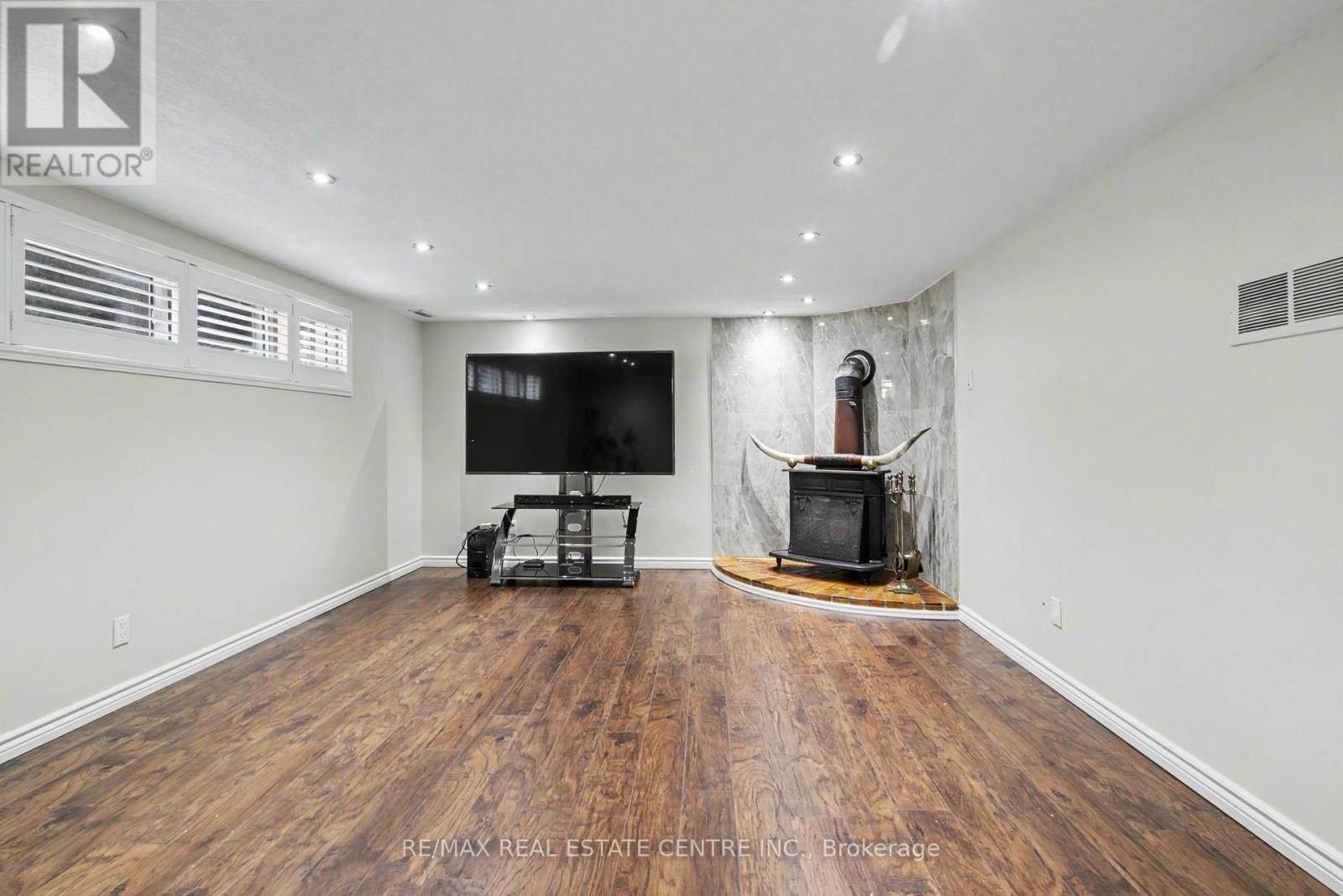 326 Manchester Road, Kitchener, Ontario  N2B 1A4 - Photo 28 - X13172848
