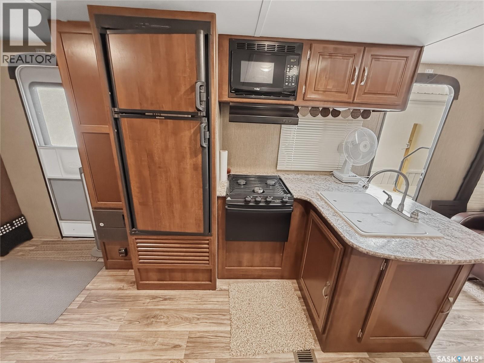 205 Elim Drive, Lac Pelletier Rm No. 107, Saskatchewan  S0N 2Y0 - Photo 25 - SK036930
