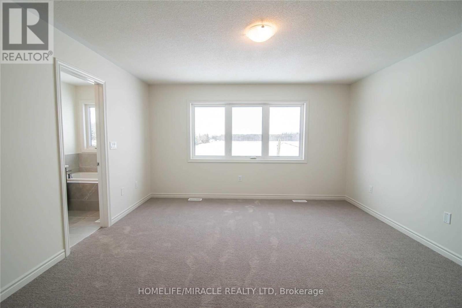 19 Greer Street, Barrie, Ontario  L9S 2Z5 - Photo 8 - S13170252